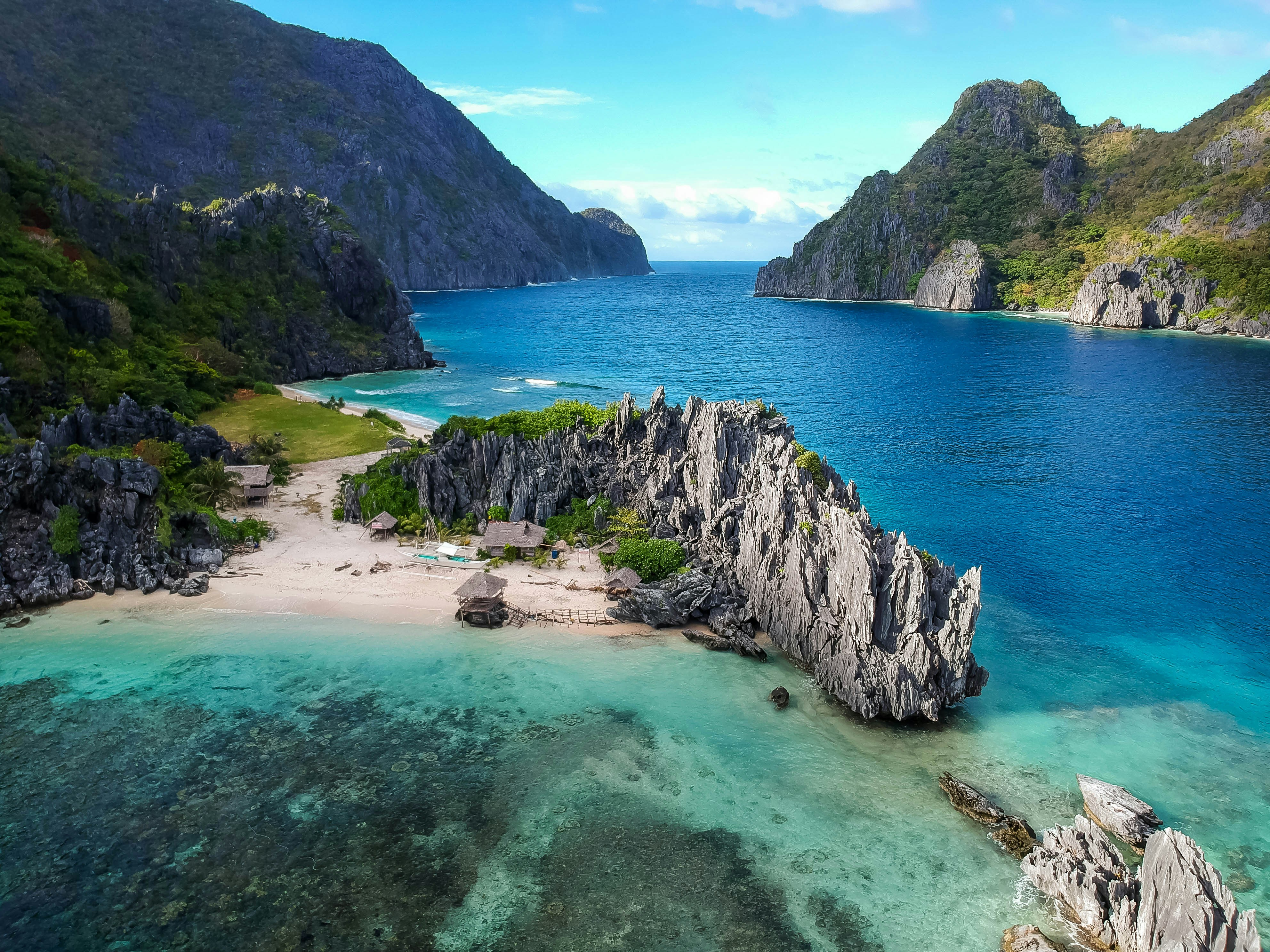 Top Natural Wonders in the Philippines: Must-See Sites for Your Vacation
											